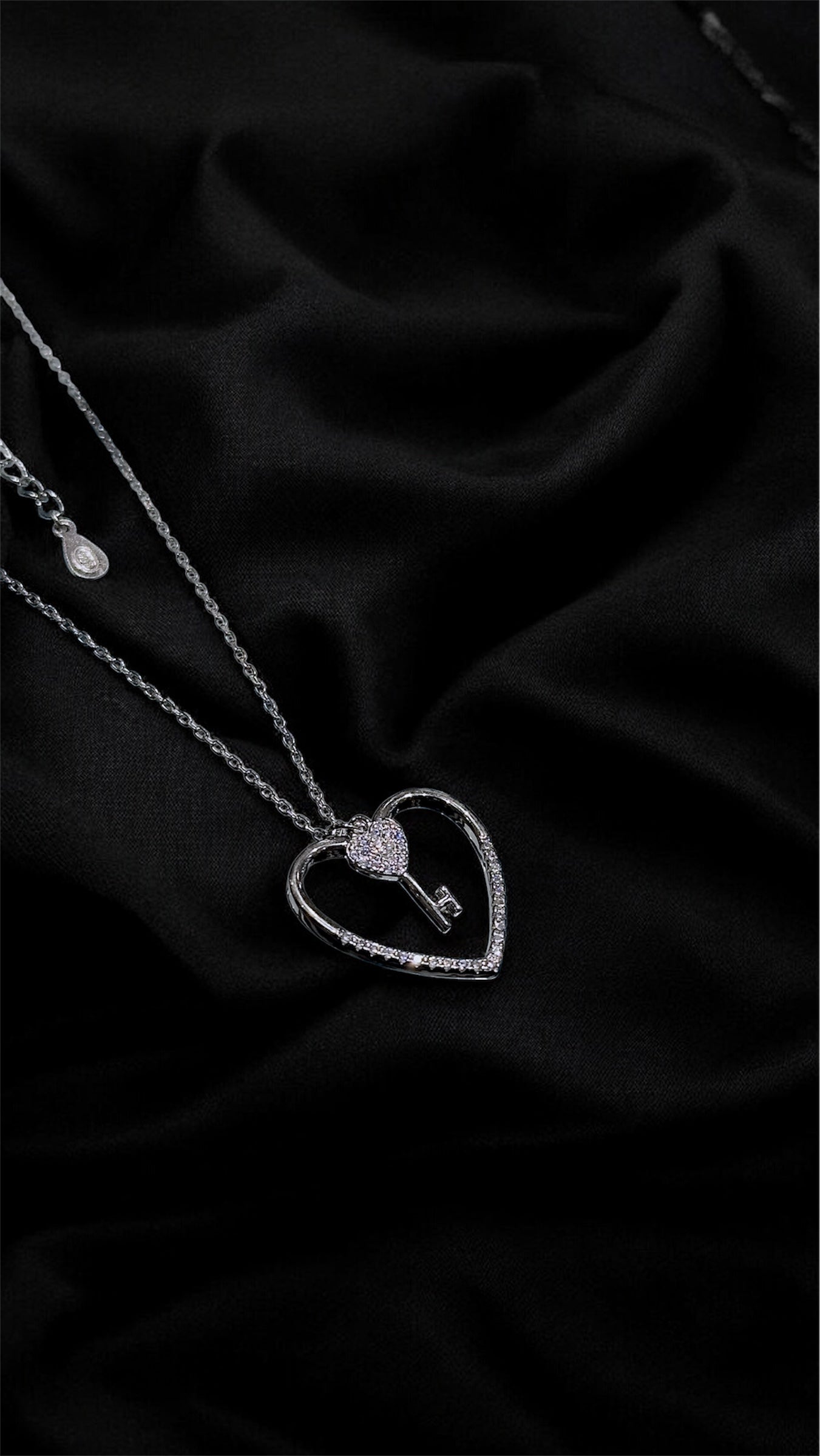 Heart & Key Lock Pendant Necklace