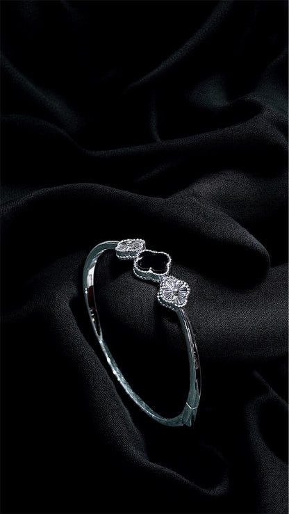 Noir Fleur Harmony Bracelet