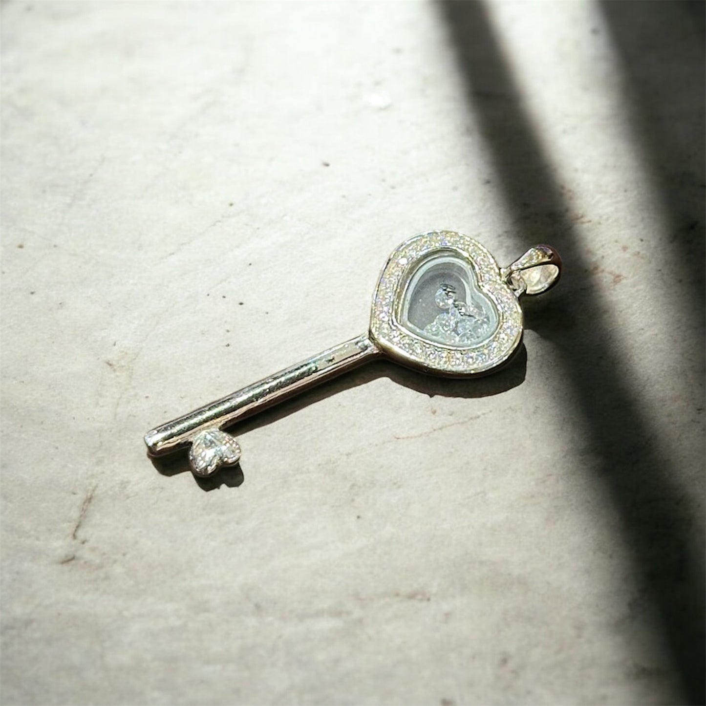 Heart-Key Sparkle Pendant