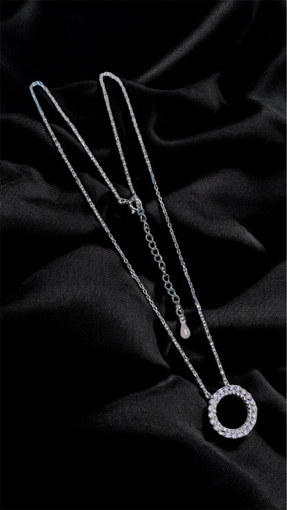 Crystal Halo Pendant Neclace